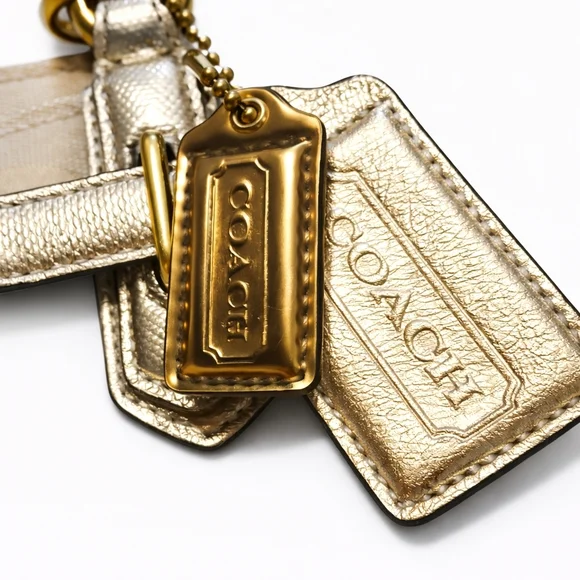 ✨ Coach Chelsea Jayden Signature Carryall | Cream & Gold | Like New ✨ - Picture 2 of 13